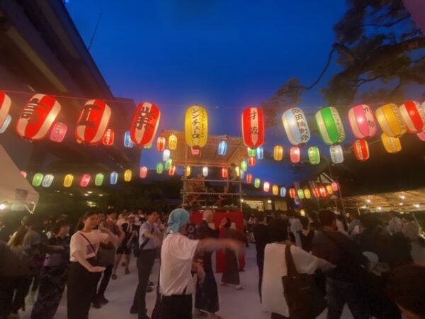 東京大神宮の盆踊り