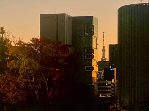 九段坂からの朝