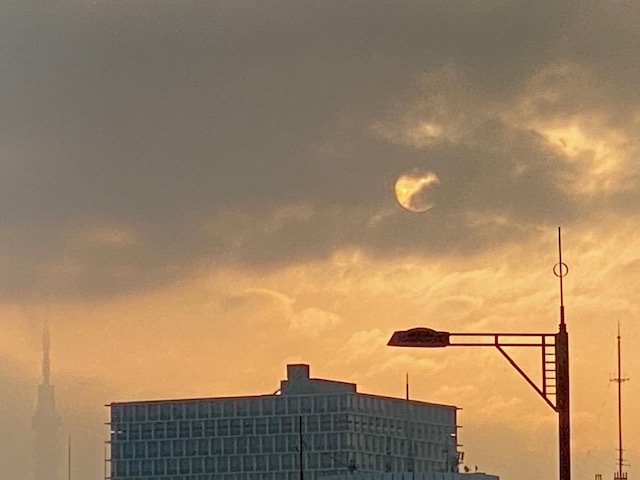 (もあーん)とした眠たい朝空